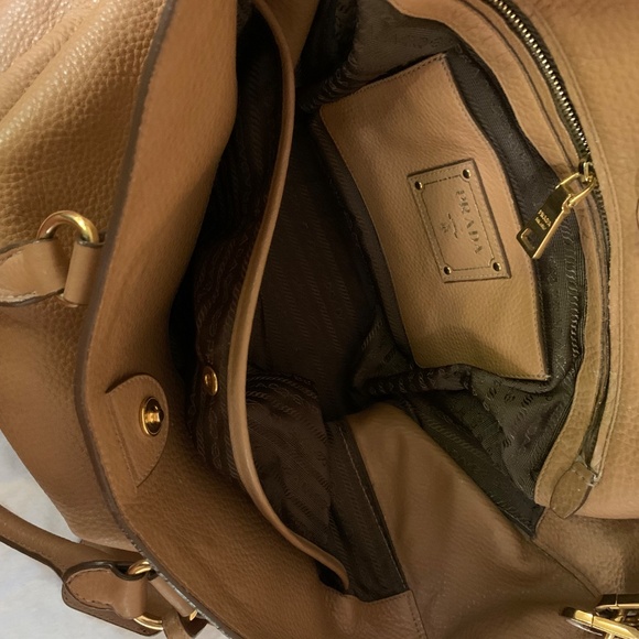 Prada purse - Picture 5 of 6